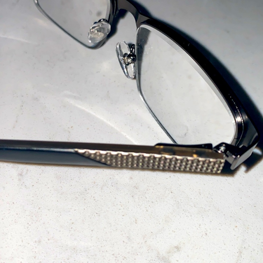 Design Optics by Foster Grant Metal Reading Glasses +1.75, 3-pack + 1 case - Picture 9 of 11